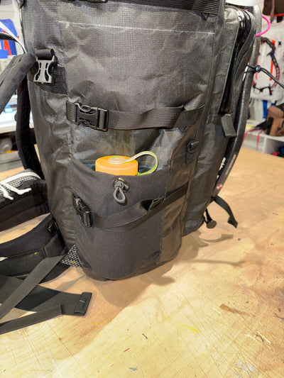 stretch water bottle pockets